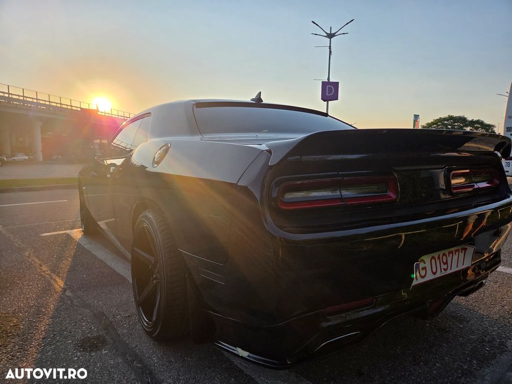Dodge Challenger Automatik SXT Plus - 4