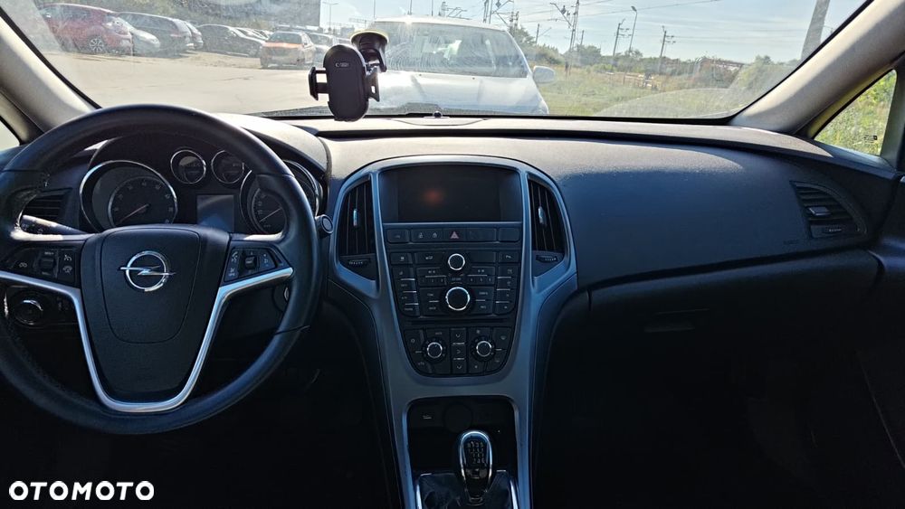 Opel Astra 1.4 T EU6 - 3
