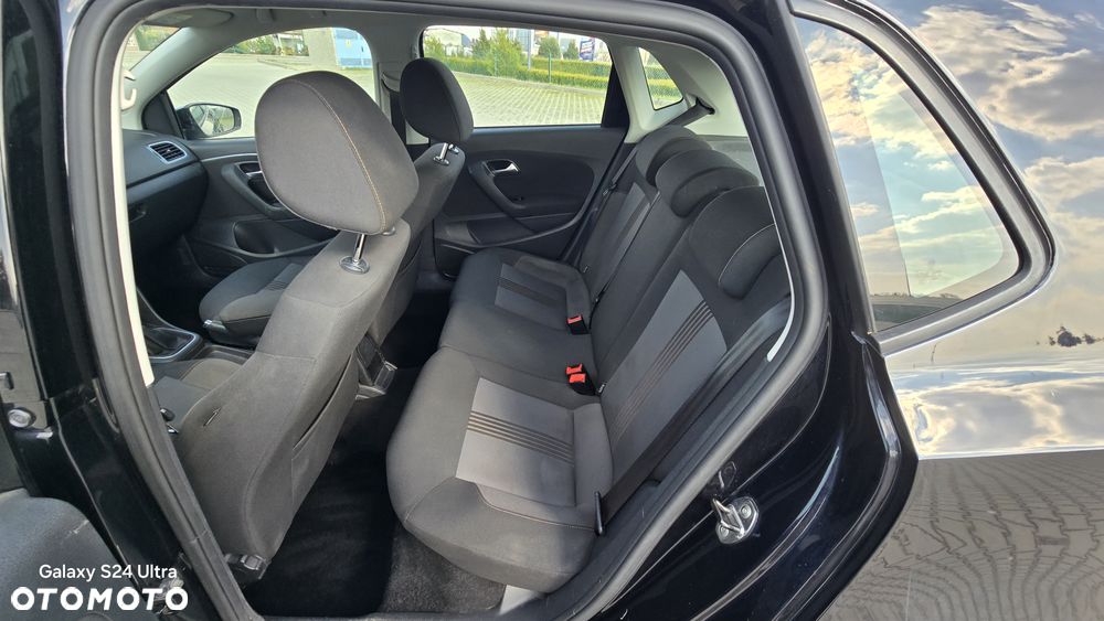 Volkswagen Polo 1.4 TDI Blue Motion Technology Allstar - 9