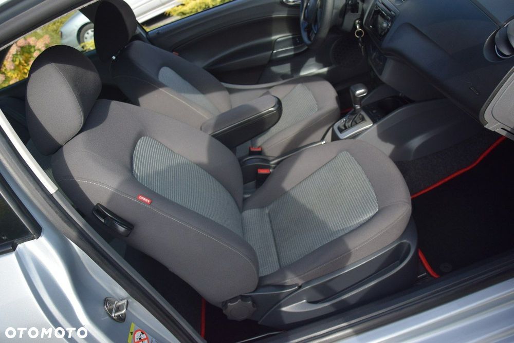 Seat Ibiza SC 1.6 16V DSG Stylance - 19