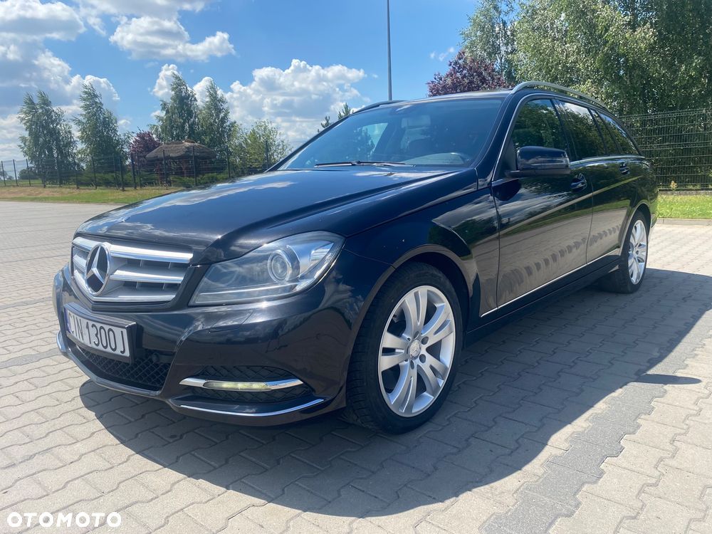 Mercedes-Benz Klasa C 300 CDI DPF 4Matic (BlueEFFICIENCY) 7G-TRONIC Avantgarde - 2