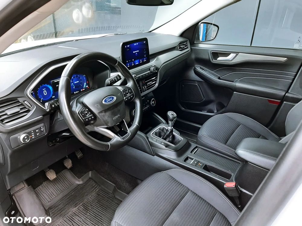 Ford Kuga 1.5 EcoBoost FWD Titanium - 24