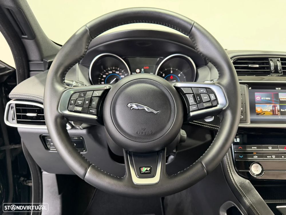 Jaguar F-Pace 2.0 i4D R-Sport Aut. - 27