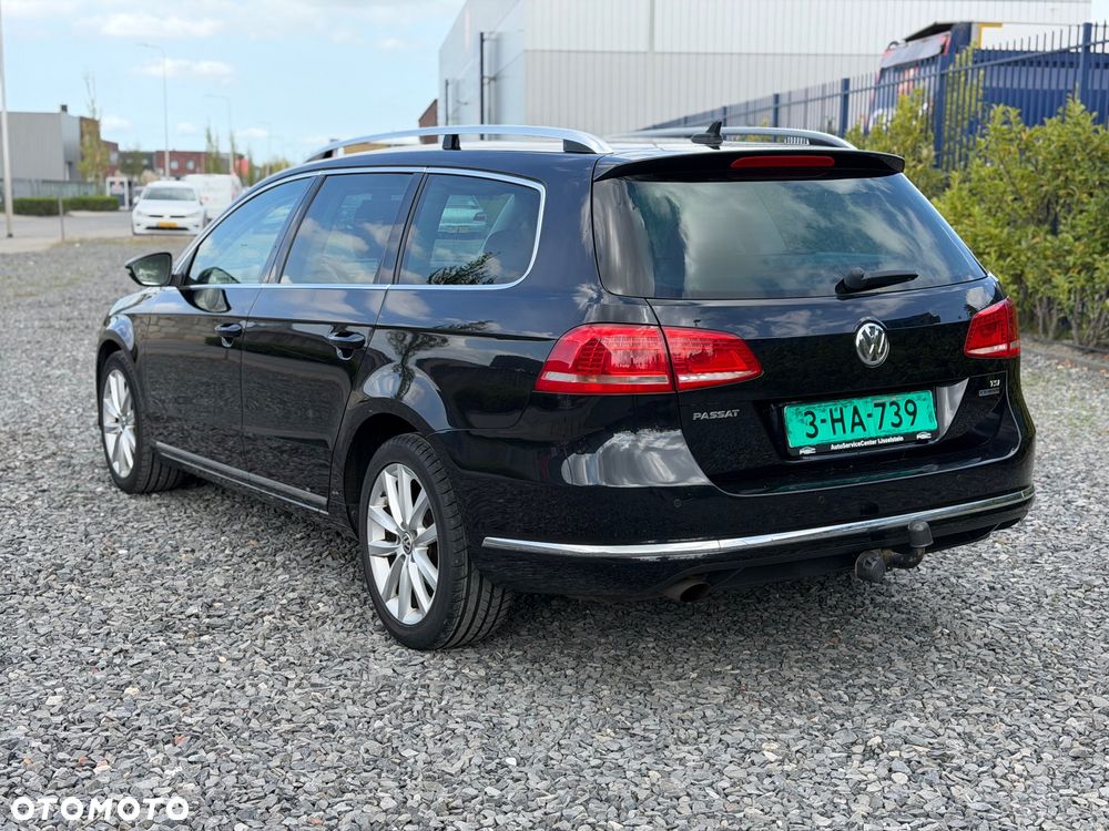 Volkswagen Passat 1.4 TSI DSG BlueMotion Technology Highline - 8