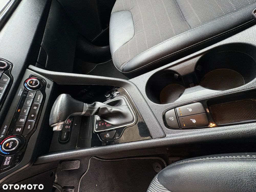 Kia Niro 1.6 GDI 2WD Vision - 22