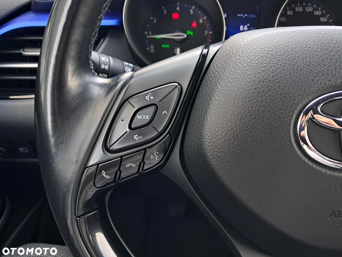 Toyota C-HR 1.2 T Dynamic - 18