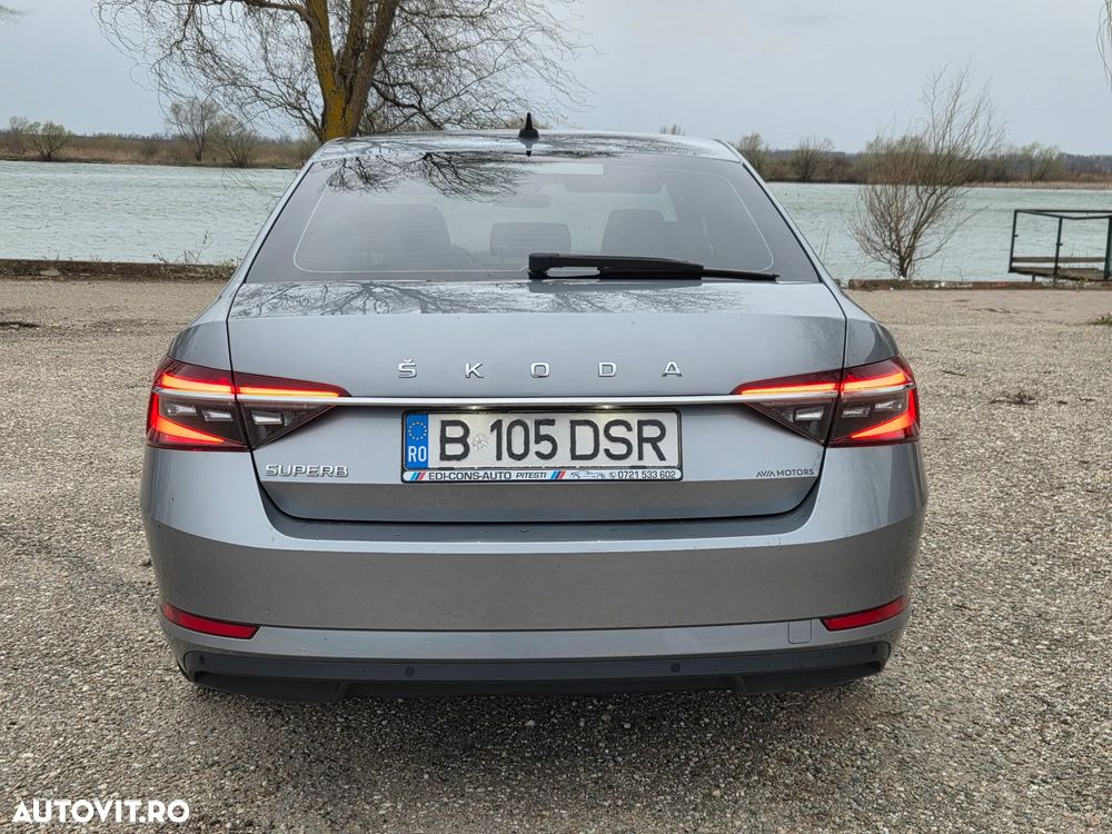 Skoda Superb 2.0 TDI DSG Style - 7