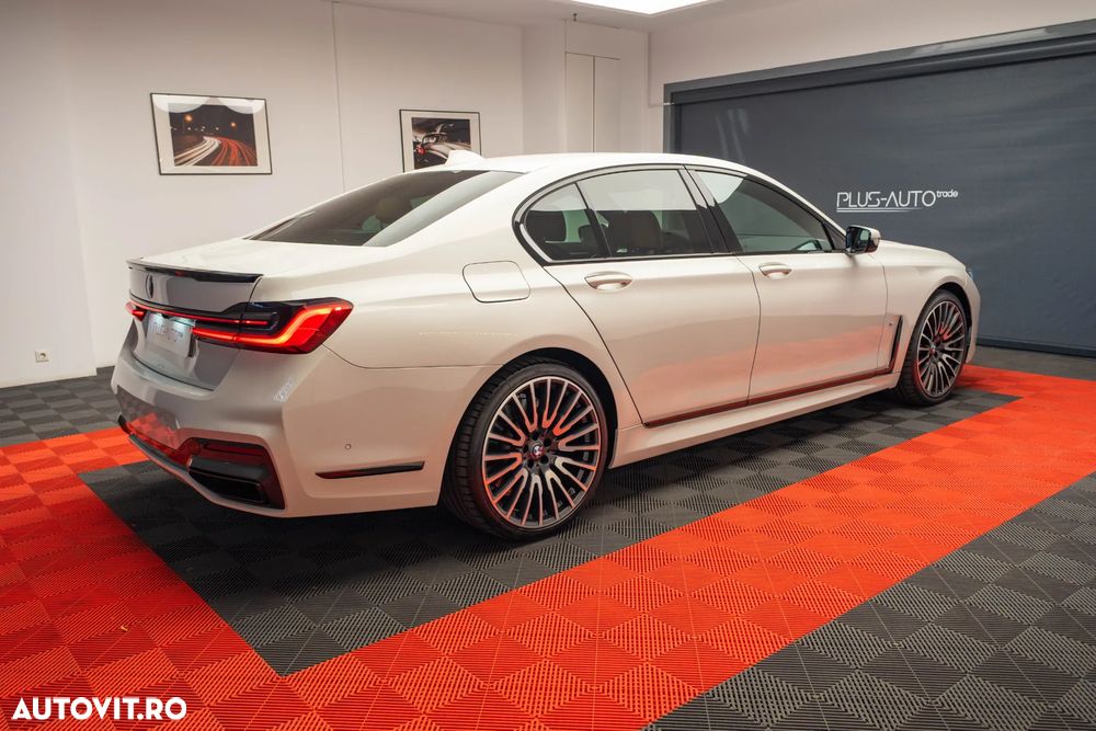 BMW Seria 7 730d xDrive MHEV - 8