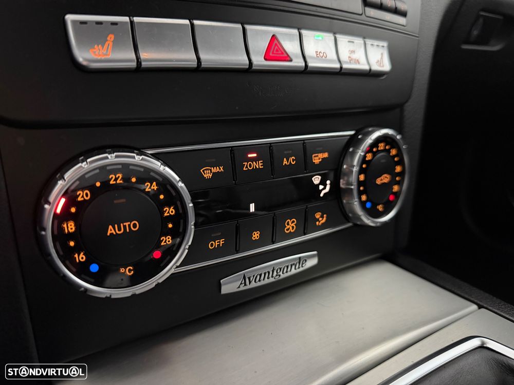 Mercedes-Benz C 220 Station CDI DPF BlueEFFICIENCY Avantgarde Edition - 21