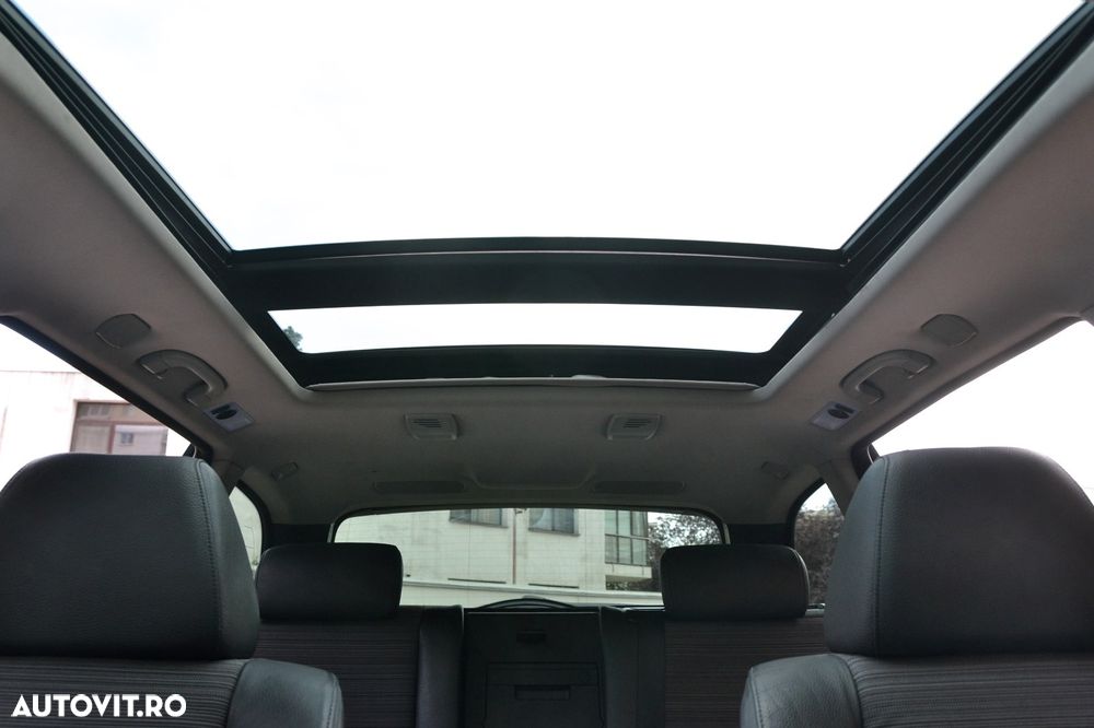 BMW Seria 5 520d Touring - 17