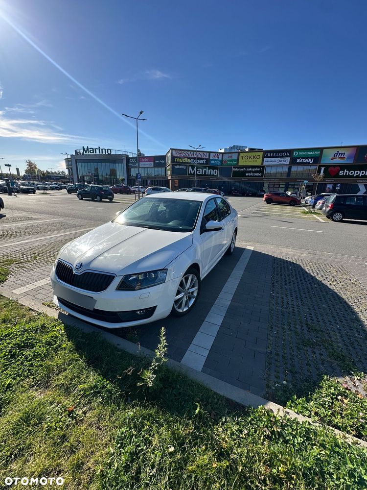 Skoda Octavia 2014 photo 2