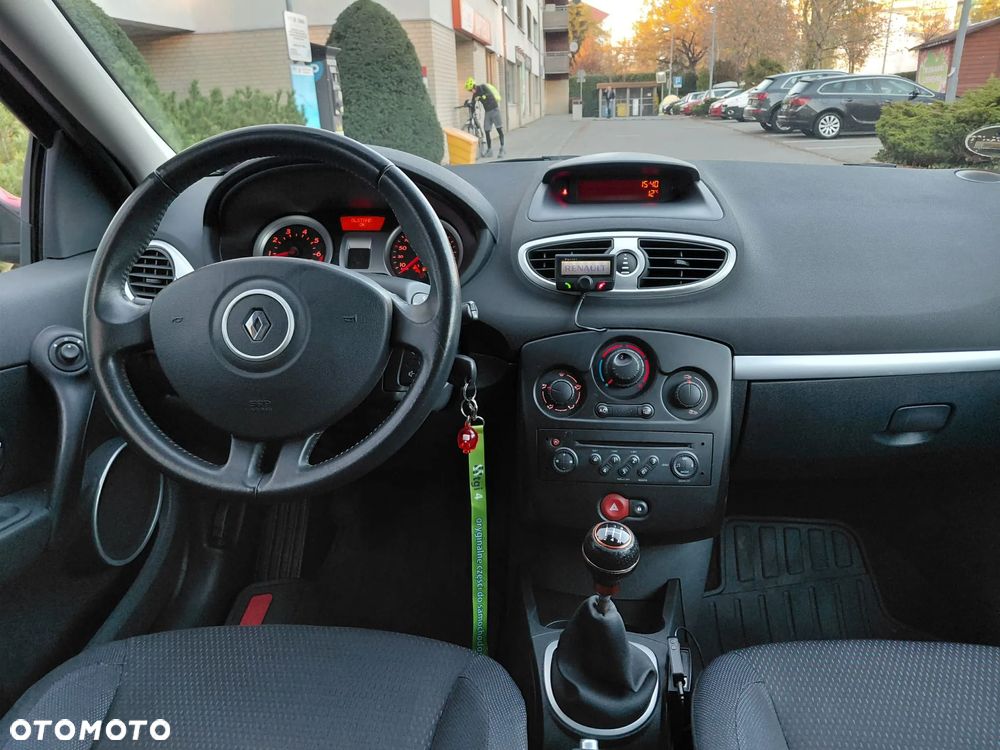 Renault Clio 1.6 16V Edition Dynamique - 21