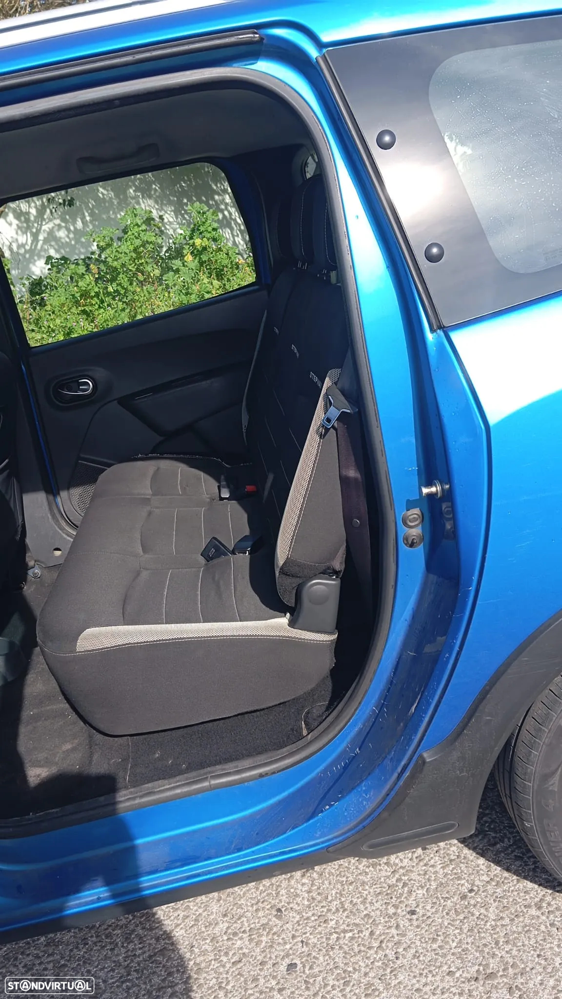 Dacia Lodgy 1.5 dCi Stepway 7L - 8
