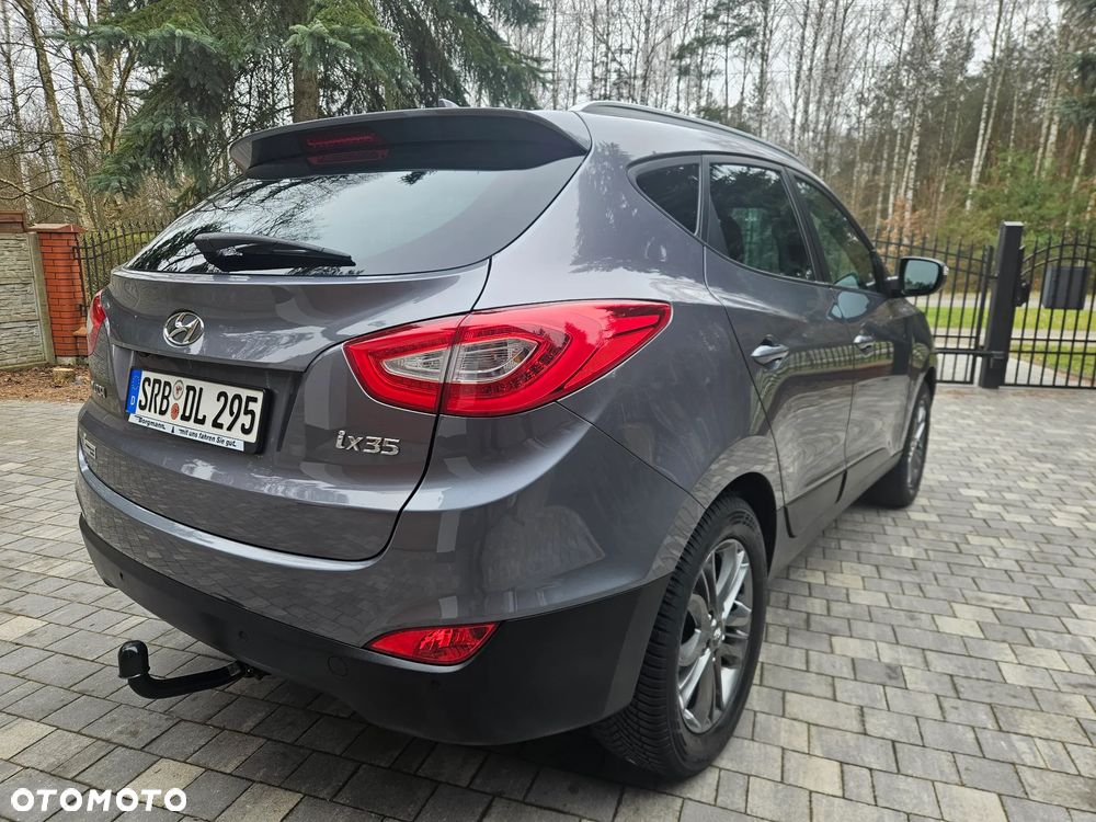 Hyundai ix35 1.6 2WD Fifa World Cup Edition - 6