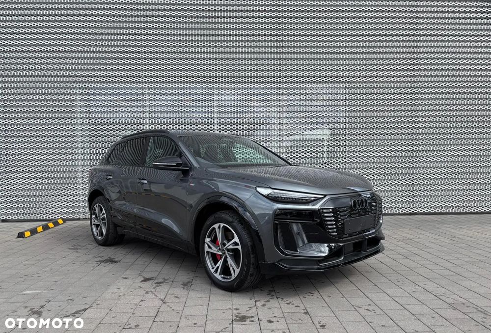 Audi Q6 e-tron 83kWh - 4