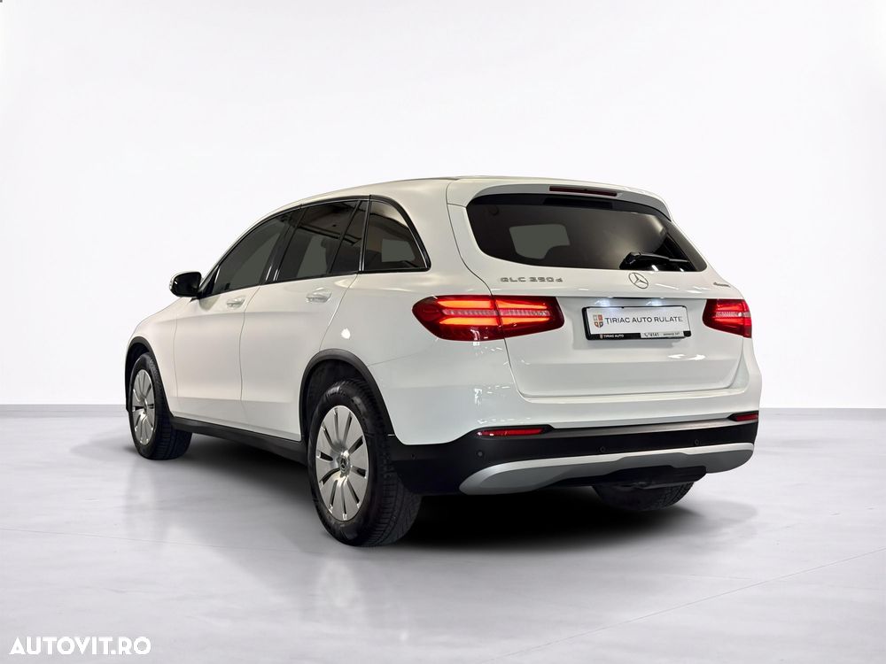 Mercedes-Benz GLC - 4