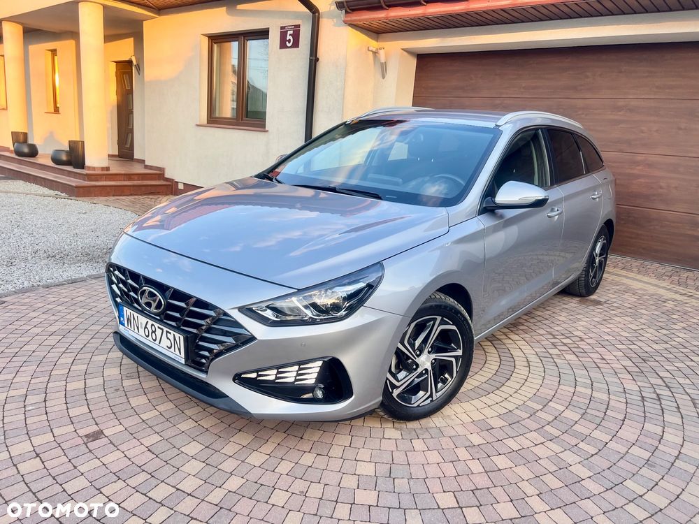 Hyundai i30 1.6 D Comfort - 12