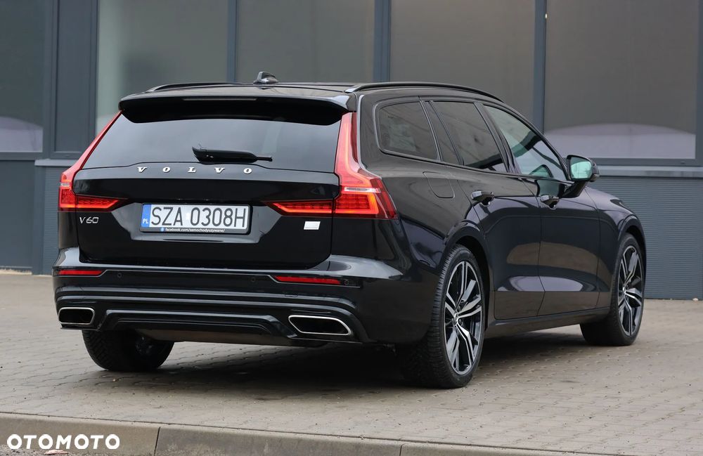 Volvo V60 T6 AWD Recharge Geartronic RDesign - 38