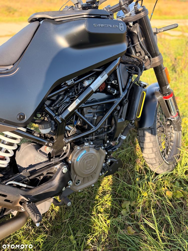 Husqvarna Svartpilen - 11