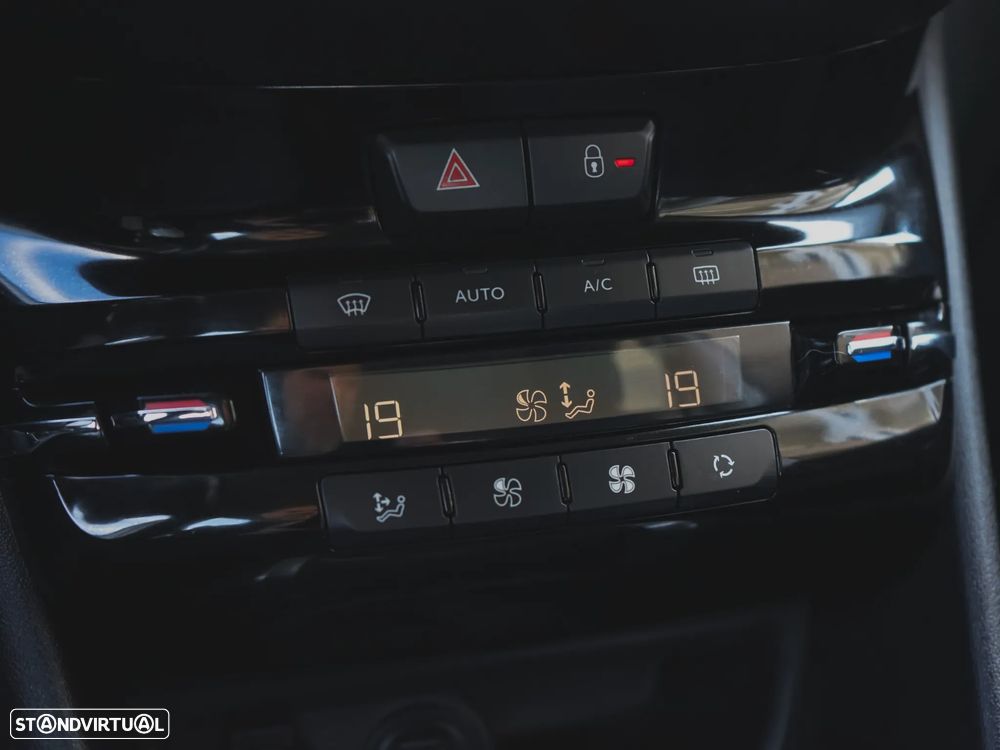 Peugeot 208 1.6 BlueHDi Active - 22
