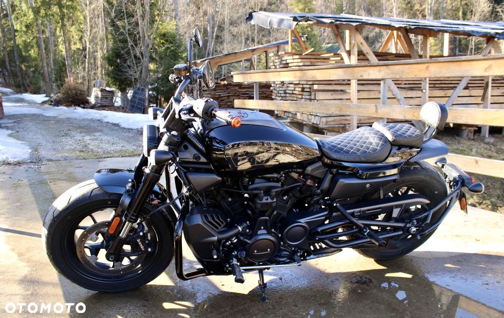 Harley-Davidson Sportster - 1