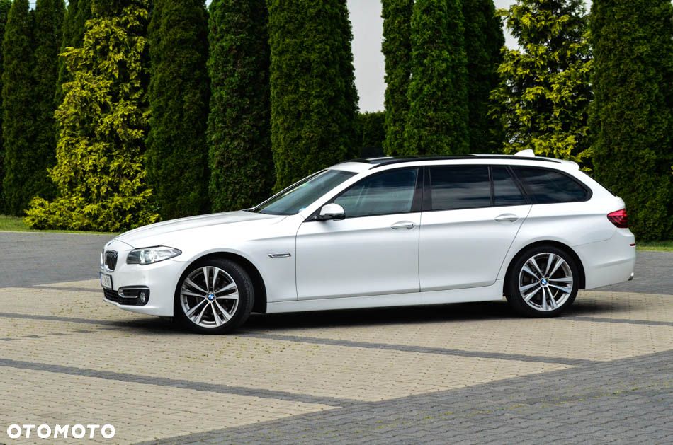 BMW Seria 5 520d Luxury Line - 11