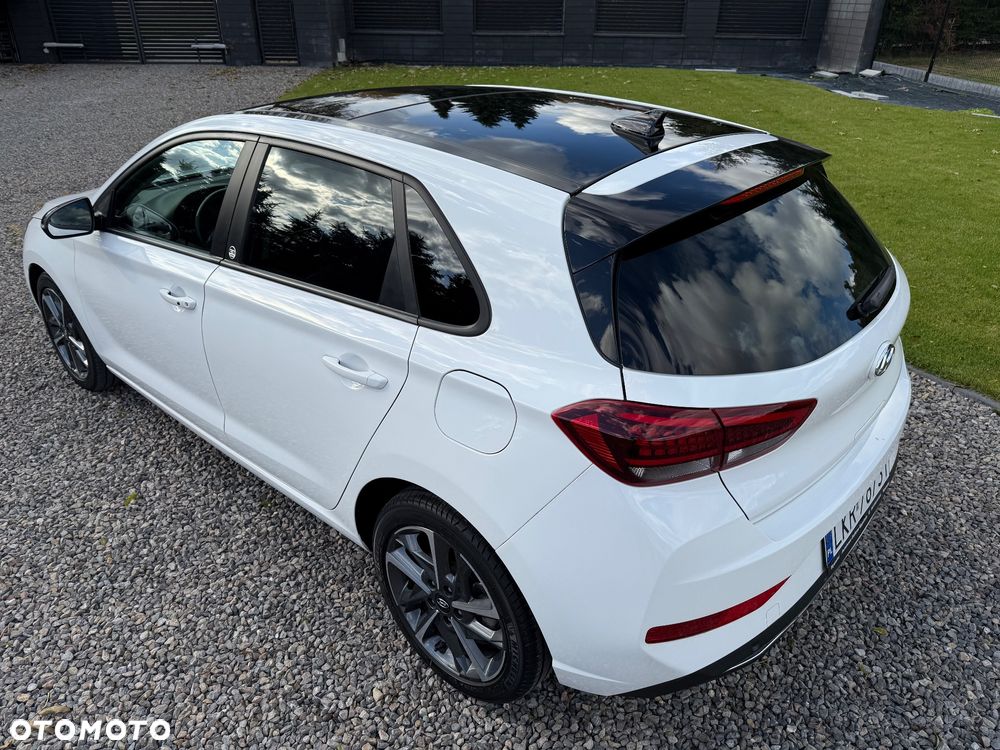 Hyundai i30 1.5 T-GDI 48V-Hybrid DCT EDITION 30+ - 8