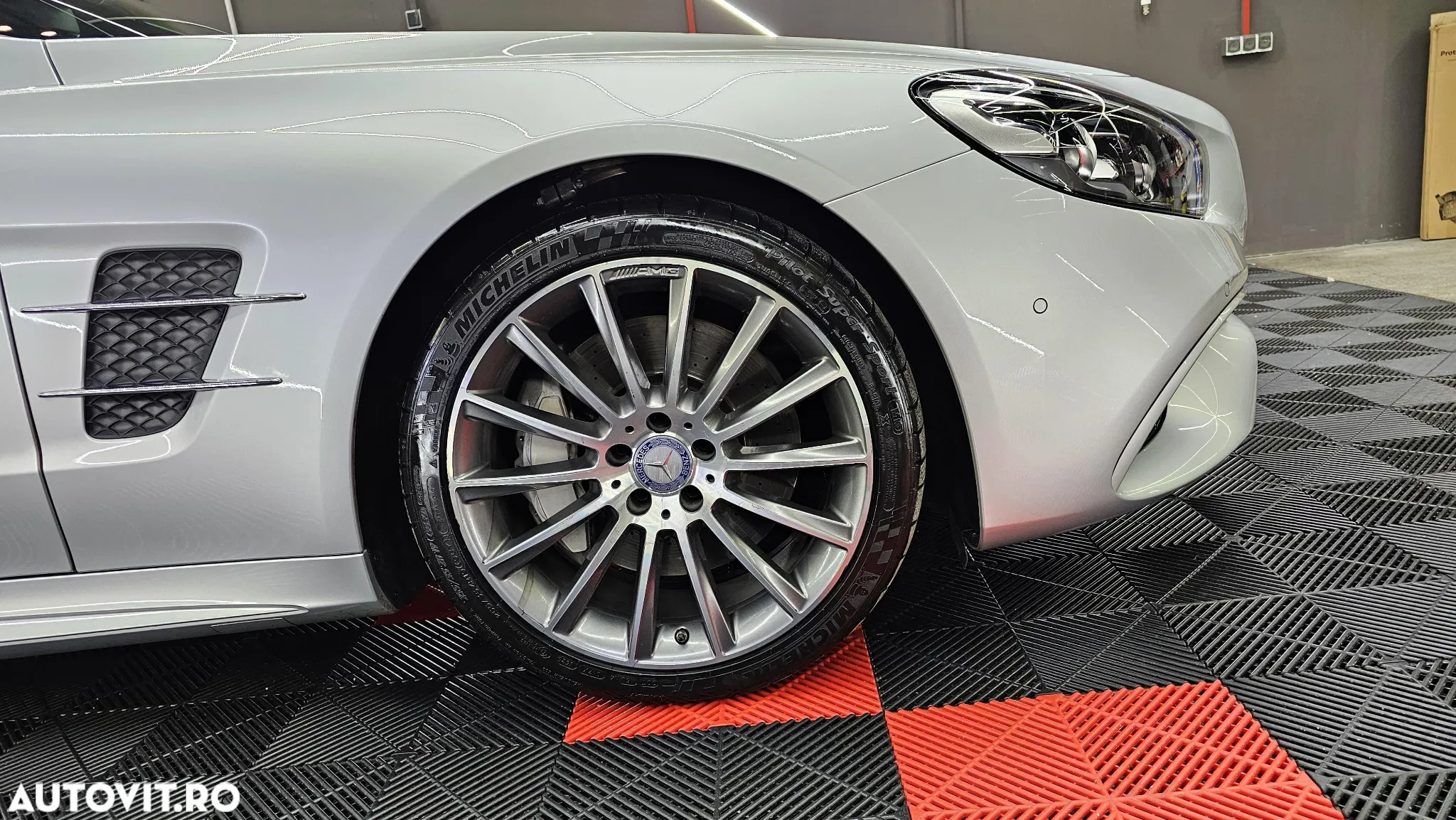 Mercedes-Benz SL 400 9G-TRONIC - 4