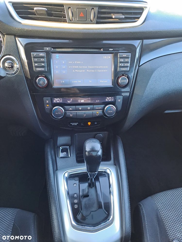 Nissan Qashqai 1.6 DCi Xtronic TEKNA - 15