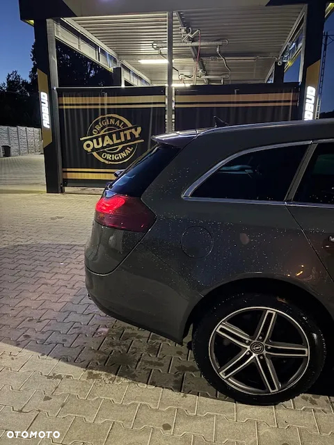 Opel Insignia 2.0 CDTI Sports Tourer 4x4 ecoFLEX St./St - 13