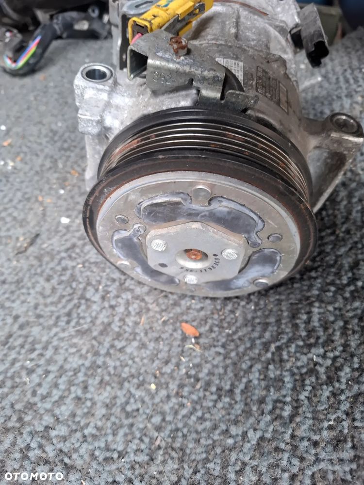 PEUGEOT 208 II CORSA 1.2 THP KOMPRESOR KLIMATYZACJI 9836081180 - 2