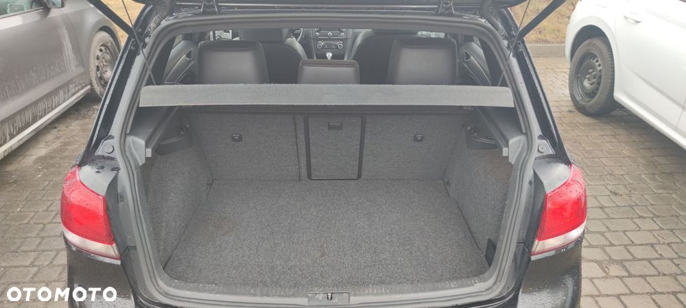 Volkswagen Golf - 9