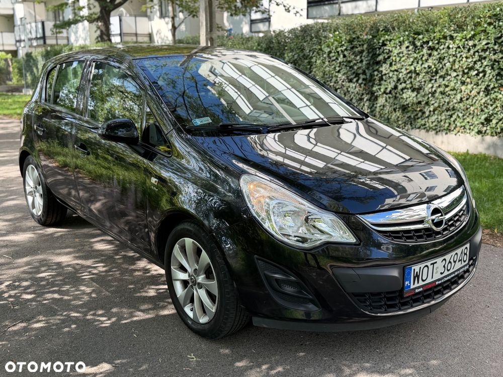 Opel Corsa 1.4 Cosmo - 2
