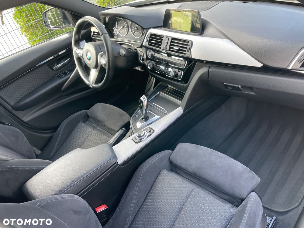 BMW Seria 3 318d M Sport Shadow - 7