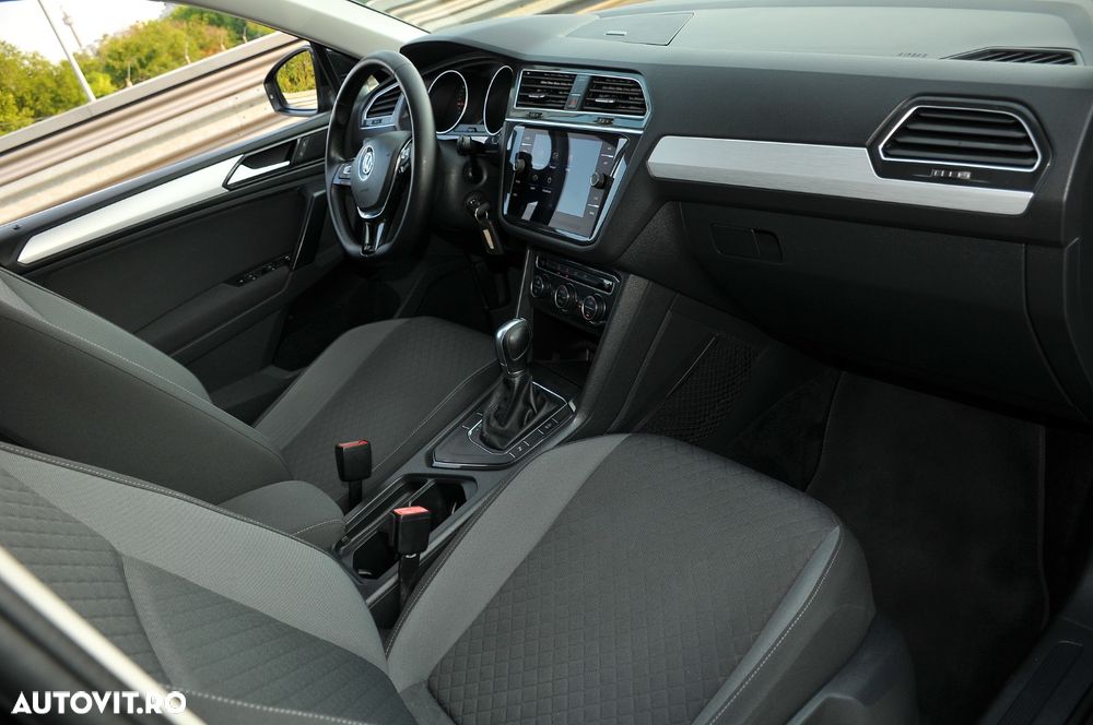 Volkswagen Tiguan - 10