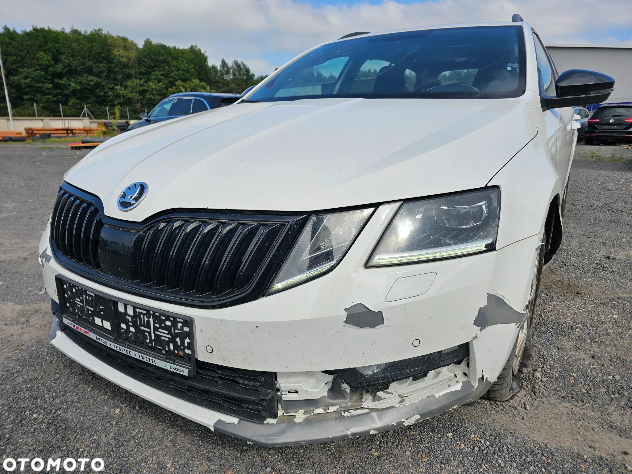 Skoda Octavia 2.0 TDI DSG Style - 3