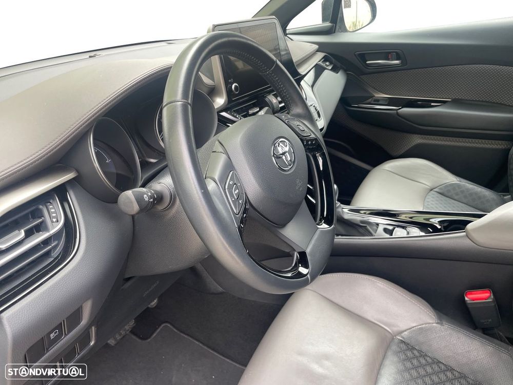 Toyota C-HR - 15