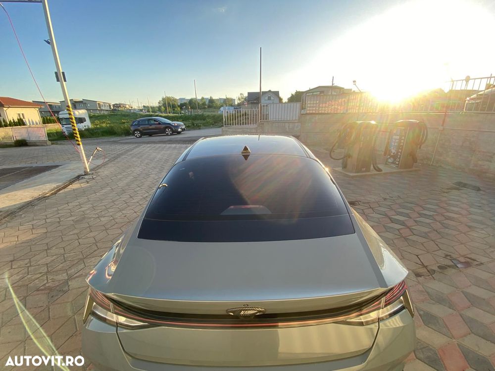 Hyundai Elantra 1.6 l 123 CP 6MT Exclusive - 11