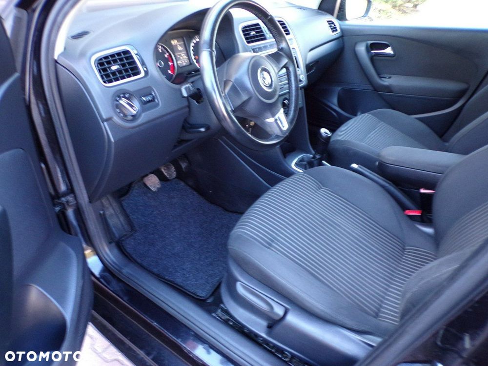 Volkswagen Polo - 26