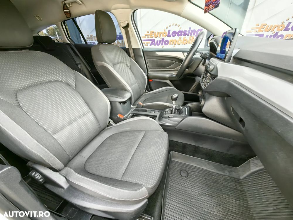 FORD Focus 2020 — imagine 15