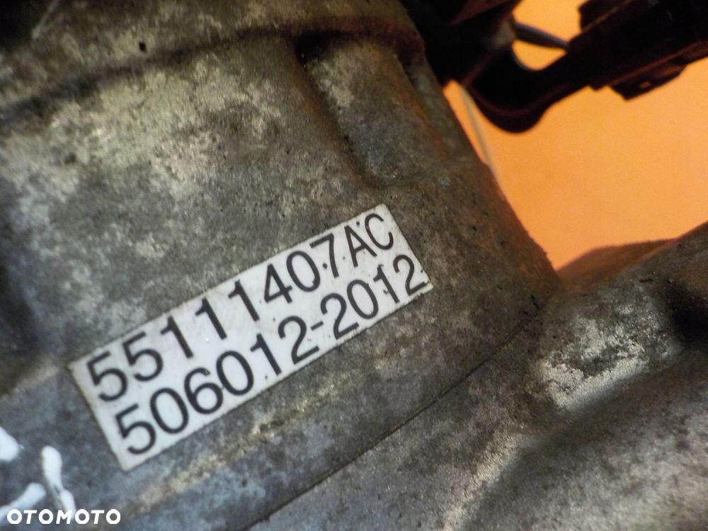 DODGE NITRO 2.8 CRD 09r 177KM VM52C sprezarka klimatyzacji 690B592719 - 6