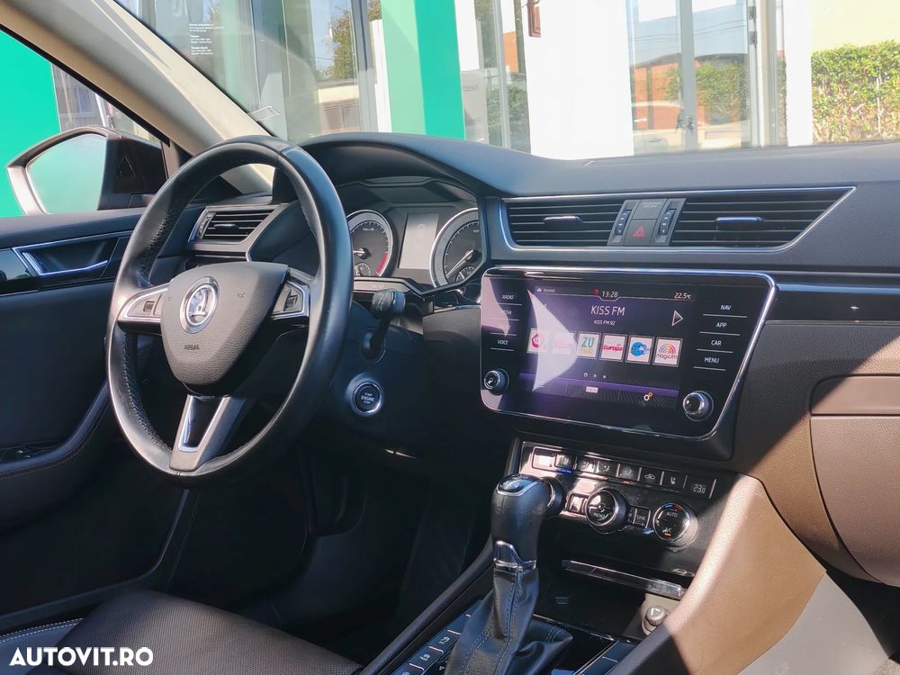Skoda Superb 2.0 TDI DSG Laurin & Klement - 17