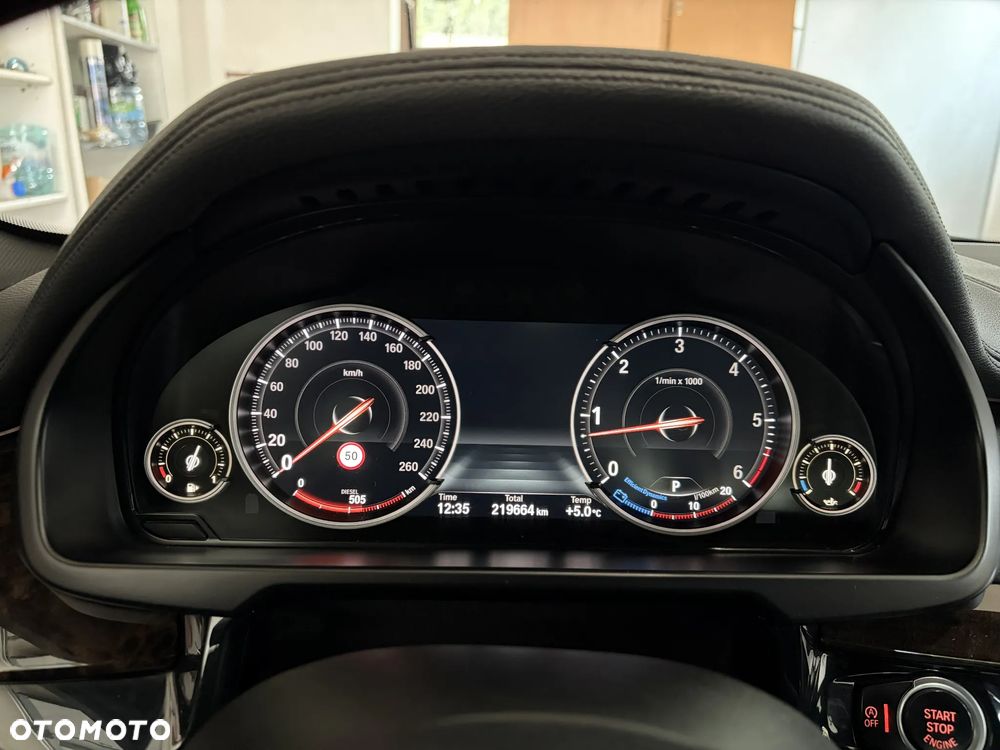 BMW X6 xDrive40d - 27