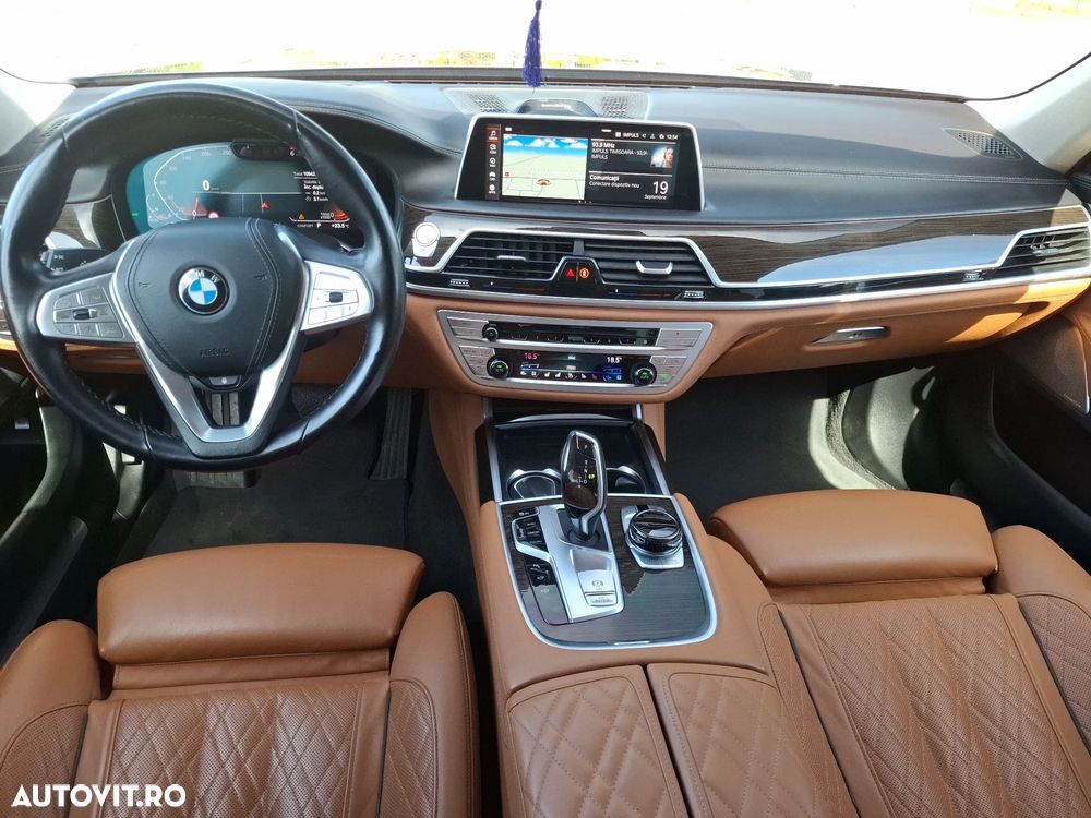 BMW Seria 7 - 12