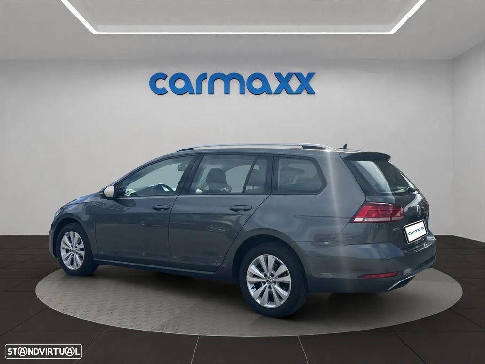 VW Golf Variant 1.6 TDi Confortline - 4