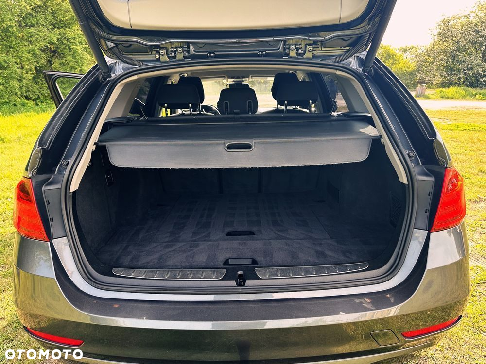 BMW Seria 3 320d - 22