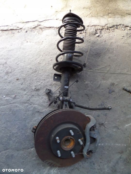 9523 Mcpherson prawy Mazda 3 13- - 1
