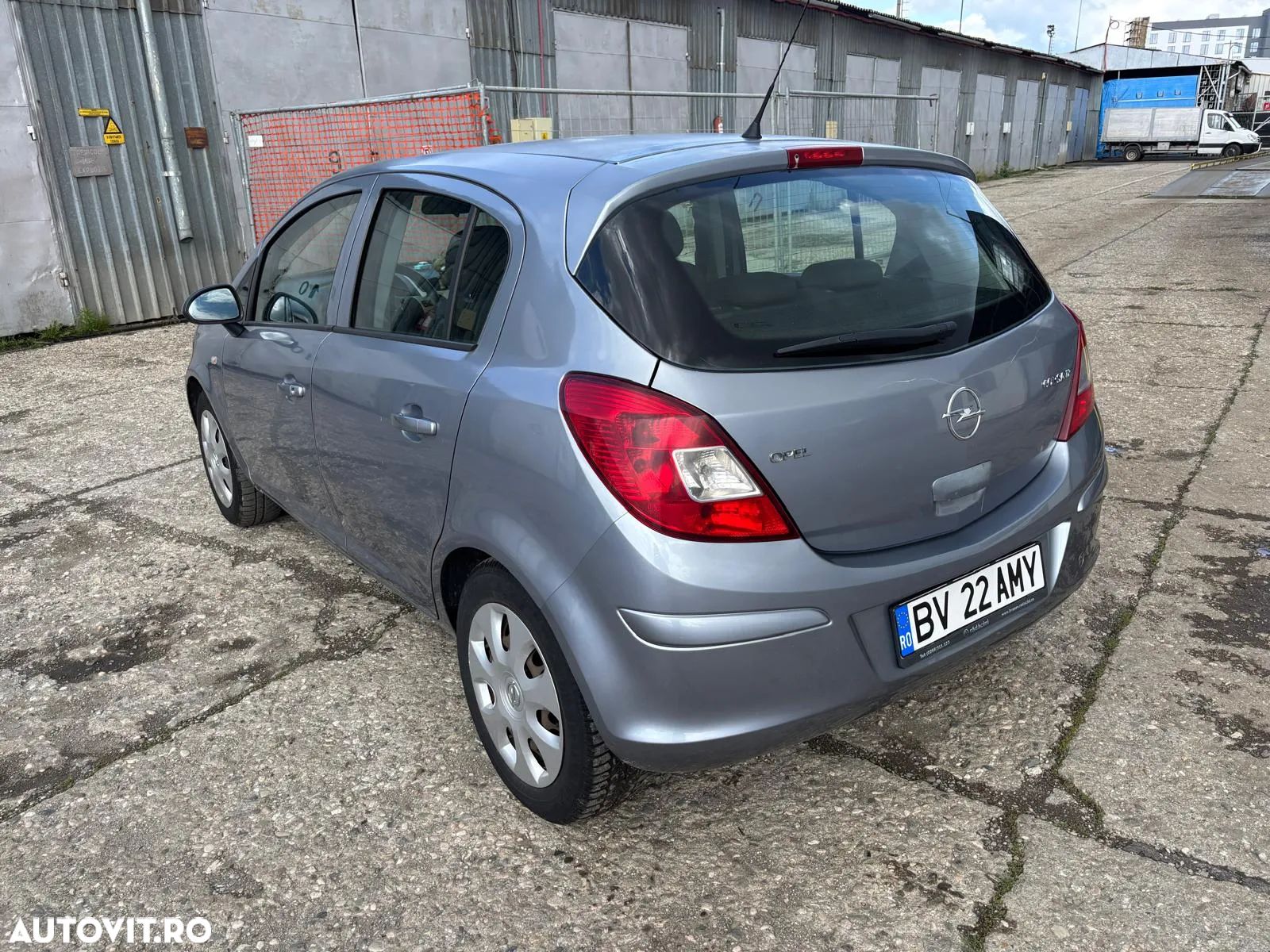Opel Corsa - 1