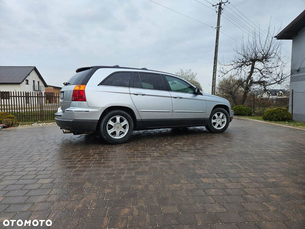 Chrysler Pacifica - 3
