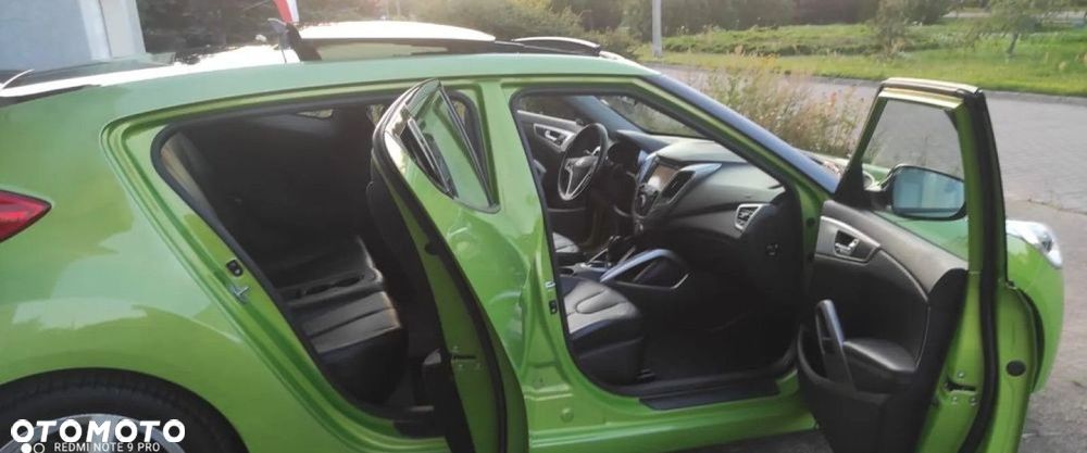 Hyundai Veloster 1.6 DCT Premium - 26